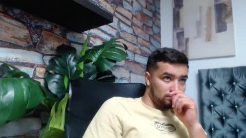 Mathews online show from December 2025 12:25:02 PM