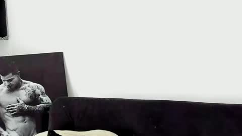 Snapshot of mathews_roses chatting on September 2025 02:30:02 PM Marck Mathews online show from September 2025 02:30:02 PM