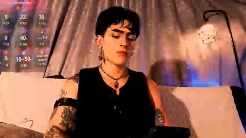 Snapshot of mathewth chatting on October 2025 12:40:02 AM Mathew online show from October 2025 12:40:02 AM