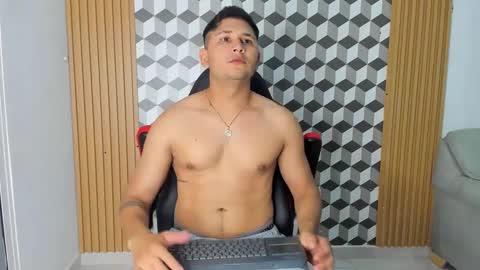 Snapshot of mathias_cocks chatting on February 2025 09:50:02 PM mathias cocks online show from February 2025 09:50:02 PM
