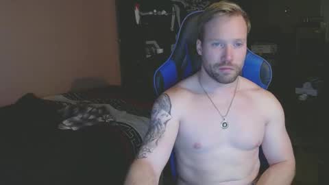 Snapshot of mathieu6606 chatting on February 2025 08:27:02 AM Math online show from February 2025 08:27:02 AM