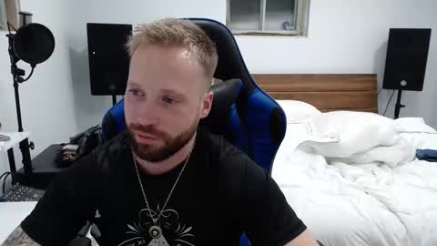 Snapshot of mathieu6606 chatting on February 2026 04:06:02 AM Math online show from February 2026 04:06:02 AM