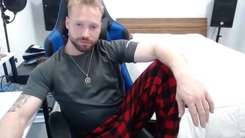 Snapshot of mathieu6606 chatting on February 2026 02:30:01 AM Math online show from February 2026 02:30:01 AM