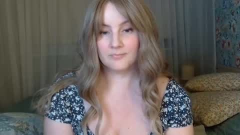 mathilde_solveig online show from December 2024 03:31:01 PM