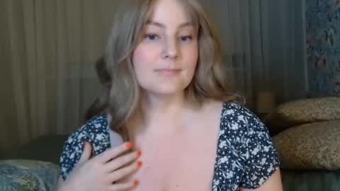 mathilde_solveig online show from December 2024 06:35:02 PM