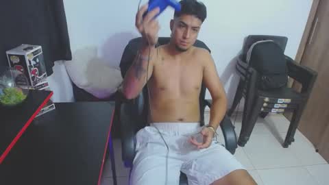 Snapshot of matias_bianco01 chatting on February 2025 02:45:01 AM matias online show from February 2025 02:45:01 AM