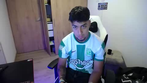 Snapshot of matias_bianco01 chatting on September 2025 03:16:02 AM matias online show from September 2025 03:16:02 AM