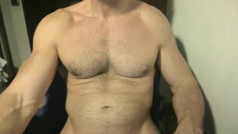 Snapshot of matiasmartin2030 chatting on March 2026 12:29:02 AM MatiasMatureMuscle online show from March 2026 12:29:02 AM