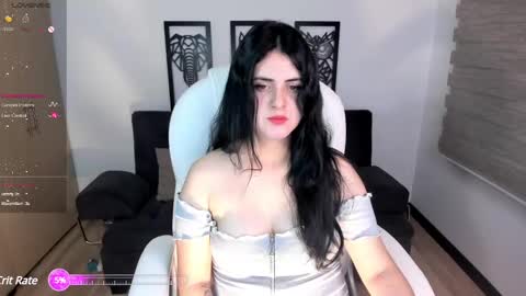 Snapshot of matilda_sweet18 chatting on January 2025 11:44:02 PM Lucia online show from January 2025 11:44:02 PM