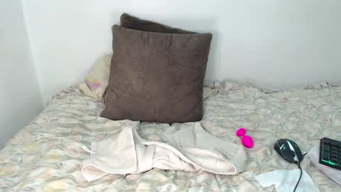 Snapshot of matildarave chatting on January 2025 09:43:01 PM Mathi online show from January 2025 09:43:01 PM