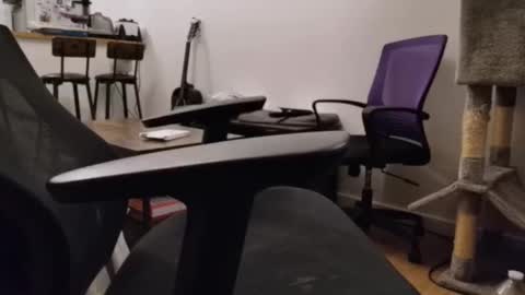 Snapshot of matissescapeparis chatting on January 2025 06:59:02 PM matissescapeparis online show from January 2025 06:59:02 PM