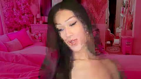 MOLLY MILLS online show from October 2025 12:46:02 AM