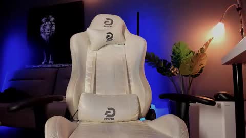 Snapshot of matt_thestud chatting on February 2026 07:14:02 AM Matt online show from February 2026 07:14:02 AM