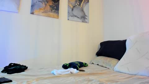 Snapshot of mattbauman94 chatting on December 2024 10:46:02 PM ig mattventure94 online show from December 2024 10:46:02 PM