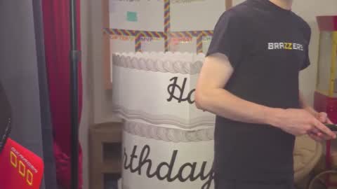 Matt Cash online show from February 2026 02:07:02 AM