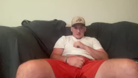 Snapshot of mattdawg13 chatting on October 2025 02:53:01 AM MattDawg13 online show from October 2025 02:53:01 AM