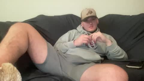 Snapshot of mattdawg13 chatting on February 2026 02:21:02 AM MattDawg13 online show from February 2026 02:21:02 AM