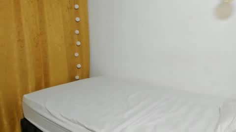 Snapshot of matteo_n_luisa chatting on January 2025 03:22:02 PM Matteo Luisa online show from January 2025 03:22:02 PM