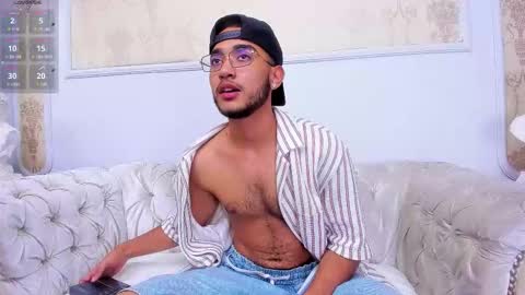 MatteoRicci  online show from November 2025 07:58:02 PM