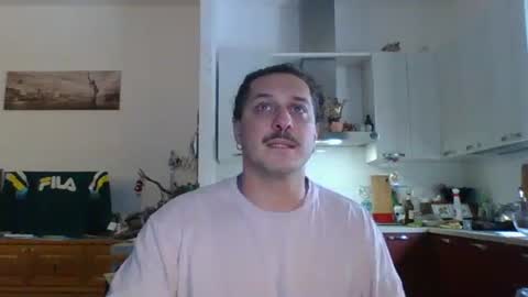 matteushh87 online show from December 2025 10:44:02 AM