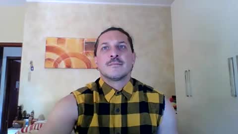 matteushh87 online show from April 2026 08:30:02 AM