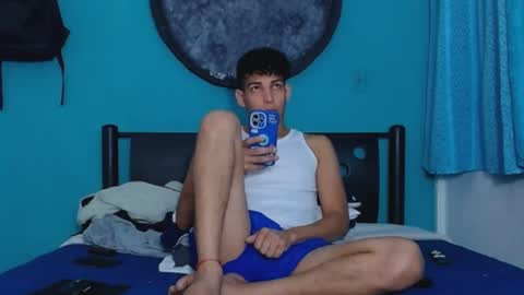 matthew_hawk19 online show from February 2025 12:41:01 AM