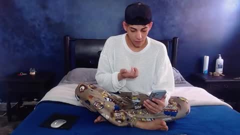 matthew_hawk19 online show from February 2026 01:41:02 PM