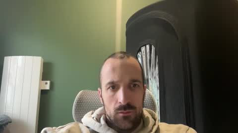 Snapshot of matthias24 chatting on January 2026 03:27:01 PM M online show from January 2026 03:27:01 PM