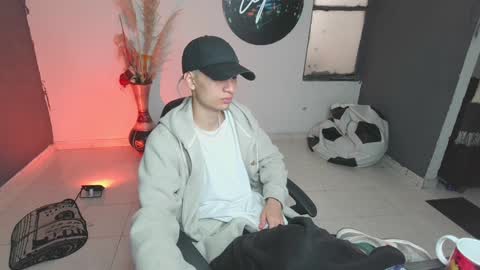 Snapshot of mattias_dantee chatting on January 2025 03:28:02 PM mattias online show from January 2025 03:28:02 PM