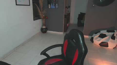 Snapshot of mattias_dantee chatting on January 2025 02:49:02 AM mattias online show from January 2025 02:49:02 AM