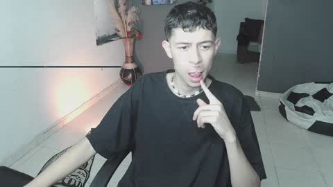 Snapshot of mattias_dantee chatting on February 2025 04:22:01 PM mattias online show from February 2025 04:22:01 PM