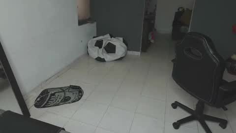 Snapshot of mattias_dantee chatting on February 2025 05:48:01 PM mattias online show from February 2025 05:48:01 PM