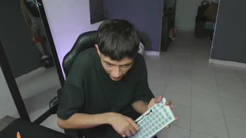 Snapshot of mattias_dantee chatting on February 2025 08:50:02 PM mattias online show from February 2025 08:50:02 PM