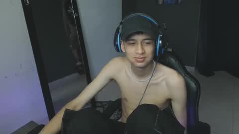 Snapshot of mattias_dantee chatting on February 2025 02:56:01 AM mattias online show from February 2025 02:56:01 AM