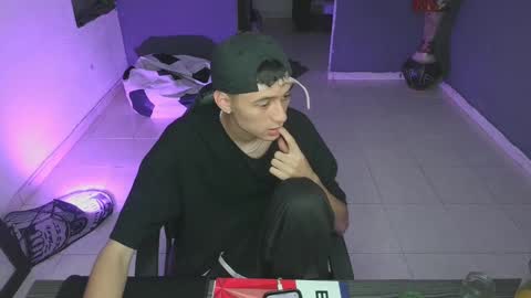 Snapshot of mattias_dantee chatting on February 2025 07:52:01 PM mattias online show from February 2025 07:52:01 PM