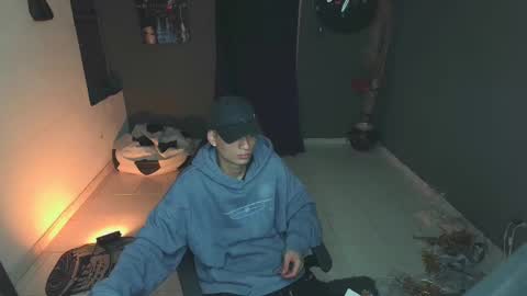 Snapshot of mattias_dantee chatting on February 2025 03:45:02 AM mattias online show from February 2025 03:45:02 AM