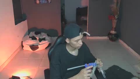 Snapshot of mattias_dantee chatting on February 2025 01:11:02 AM mattias online show from February 2025 01:11:02 AM