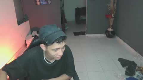 Snapshot of mattias_dantee chatting on February 2025 02:38:01 PM mattias online show from February 2025 02:38:01 PM