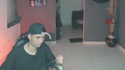 Snapshot of mattias_dantee chatting on February 2025 06:37:01 PM mattias online show from February 2025 06:37:01 PM