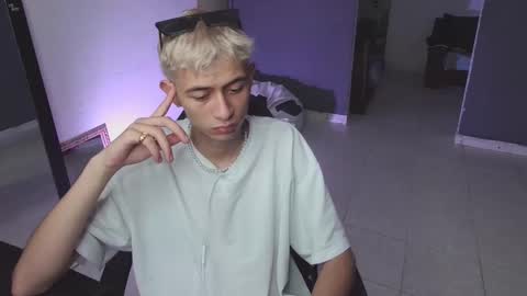 Snapshot of mattias_dantee chatting on February 2025 08:44:02 PM mattias online show from February 2025 08:44:02 PM