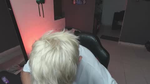 Snapshot of mattias_dantee chatting on March 2025 03:01:01 AM mattias online show from March 2025 03:01:01 AM