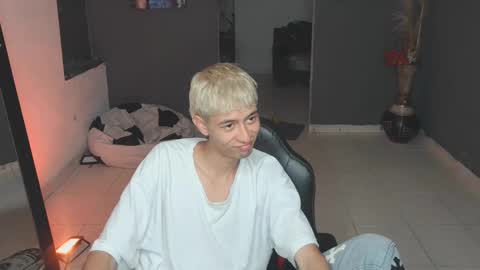 Snapshot of mattias_dantee chatting on March 2025 11:16:02 PM mattias online show from March 2025 11:16:02 PM