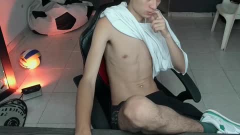 Snapshot of mattias_dantee chatting on March 2025 03:40:02 PM mattias online show from March 2025 03:40:02 PM