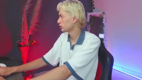 Snapshot of mattias_dantee chatting on October 2025 04:55:01 AM mattias online show from October 2025 04:55:01 AM