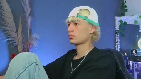 Snapshot of mattias_dantee chatting on October 2025 11:17:02 PM mattias online show from October 2025 11:17:02 PM