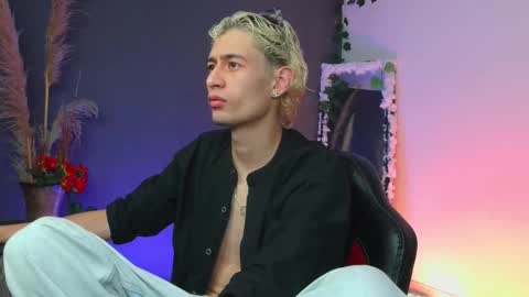 Snapshot of mattias_dantee chatting on October 2025 02:23:02 AM mattias online show from October 2025 02:23:02 AM