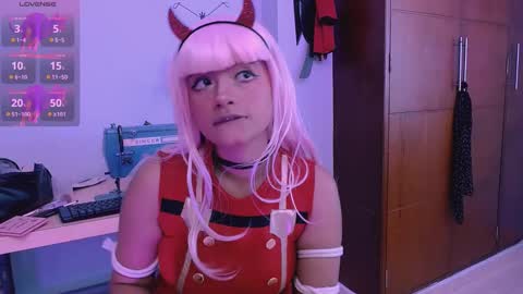 mattilda_18 online show from September 2025 08:02:02 PM