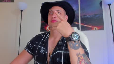 Snapshot of mattsaill_ chatting on December 2024 10:05:02 PM mattsaill_ online show from December 2024 10:05:02 PM