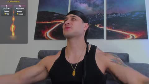 Snapshot of mattsaill_ chatting on December 2024 03:31:02 PM mattsaill_ online show from December 2024 03:31:02 PM