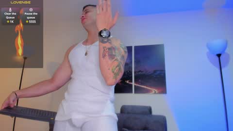 Snapshot of mattsaill_ chatting on December 2024 10:53:02 AM mattsaill_ online show from December 2024 10:53:02 AM